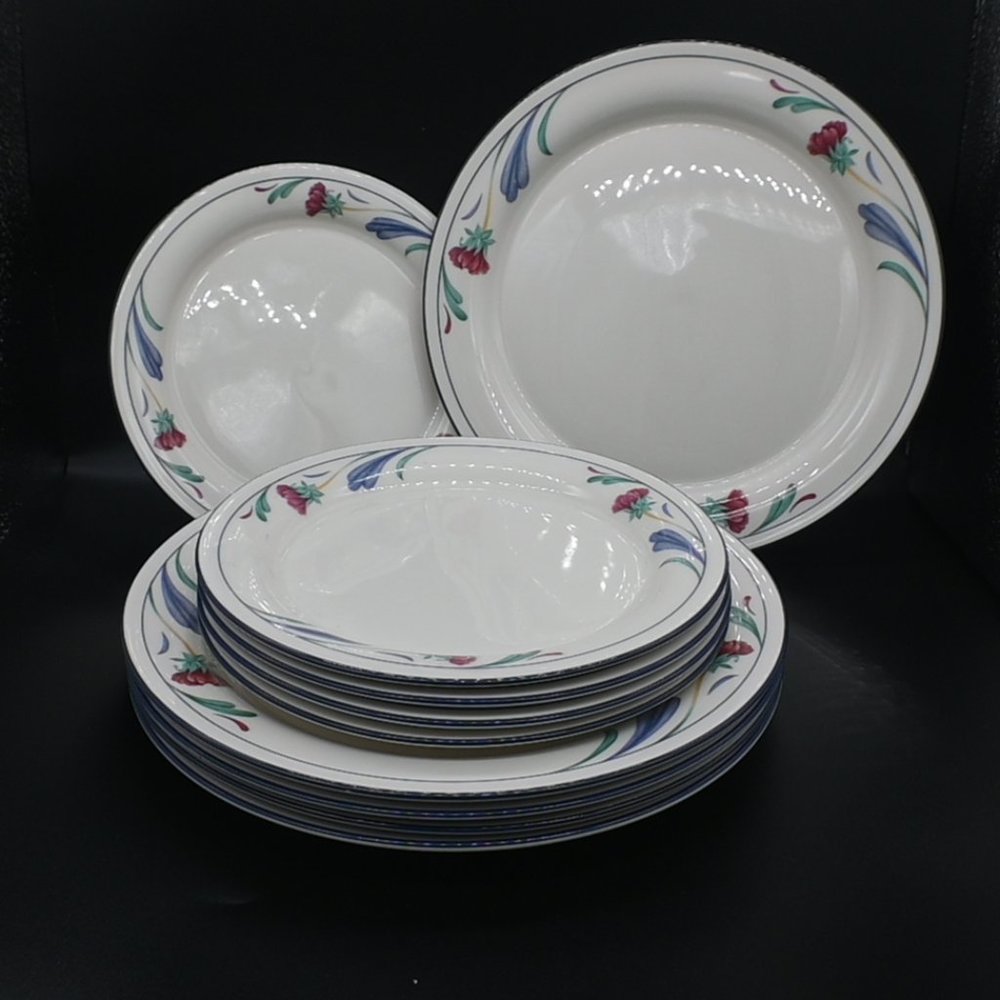 Lenox China Poppies on Blue